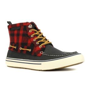 Sperry waterproof boots Men’s 9